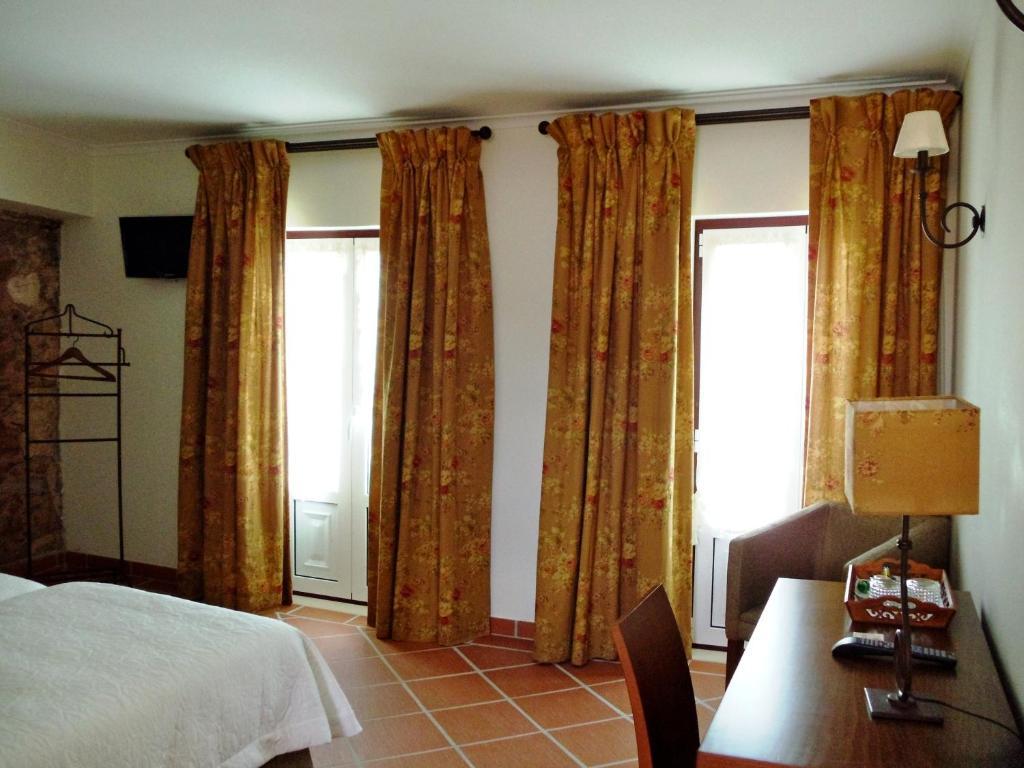 Casa Do Largo - Golega - Turismo De Habitacao Hotell Rum bild